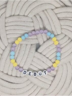 Katseye- WildWorld Tour- Debut Bracelet